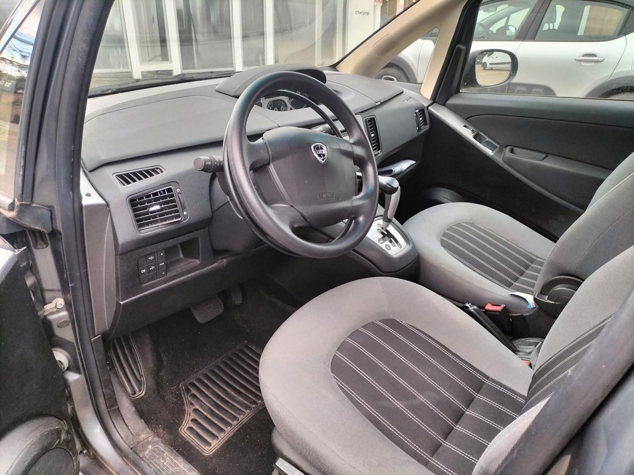 Lancia MUSA 1.4 benzina OK NEOPATENTATI Allestimento uso disabili