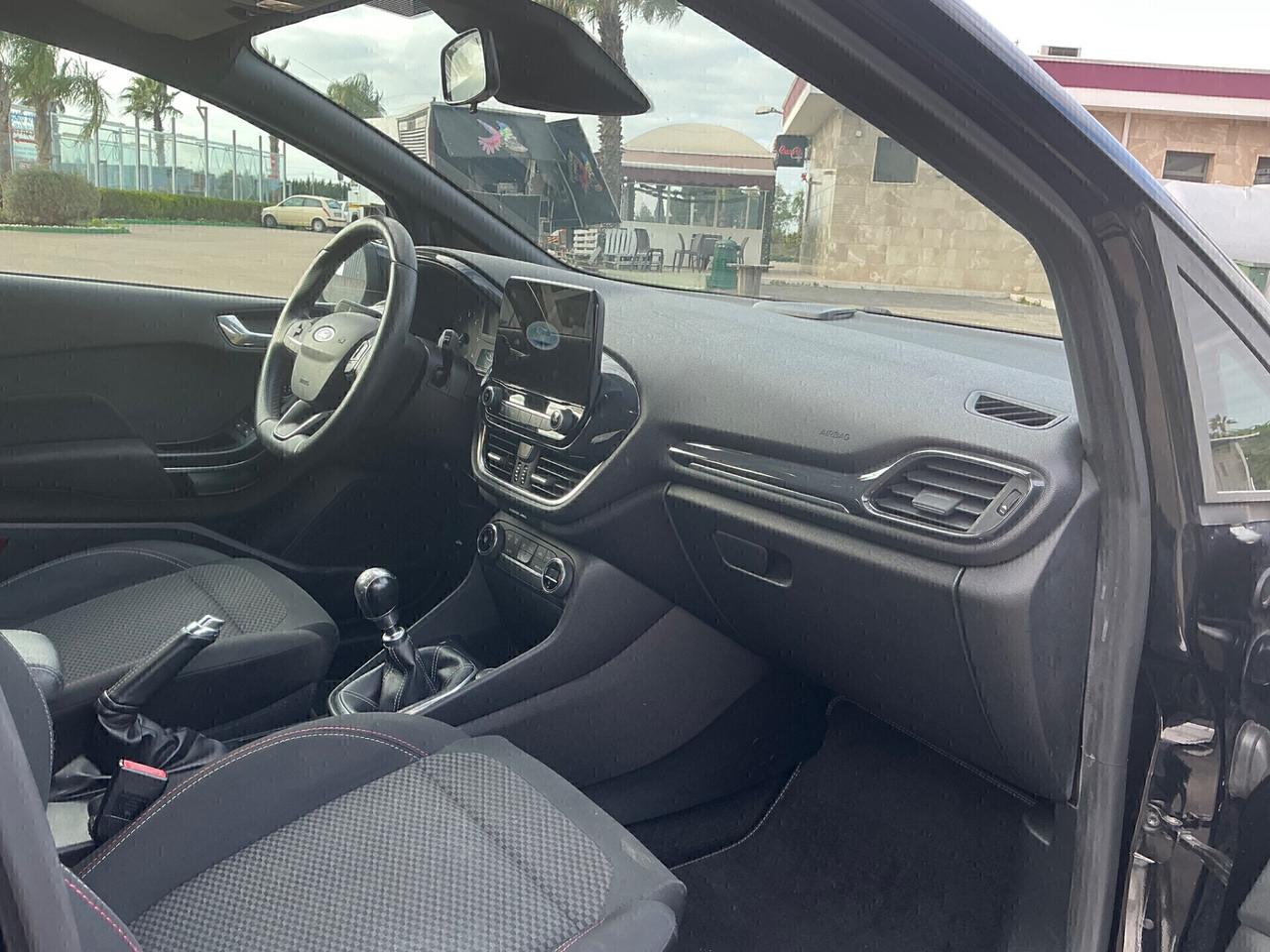 Ford Fiesta 1.5 TDCi 5 porte ST-Line