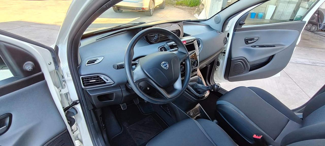 Lancia Ypsilon 1.2 69 CV "KM 41000"