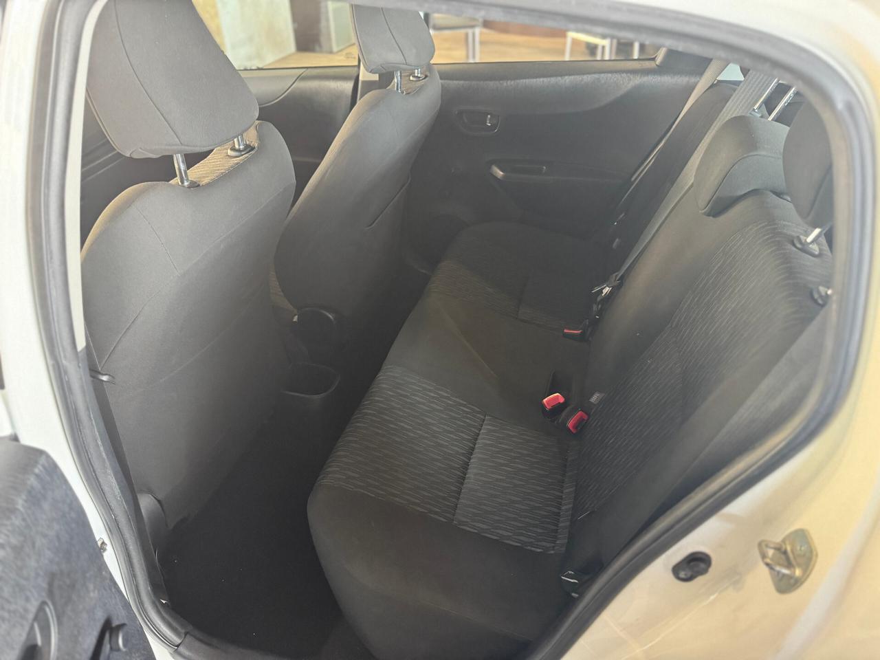 Toyota Yaris 1.0 5 porte Active GPL