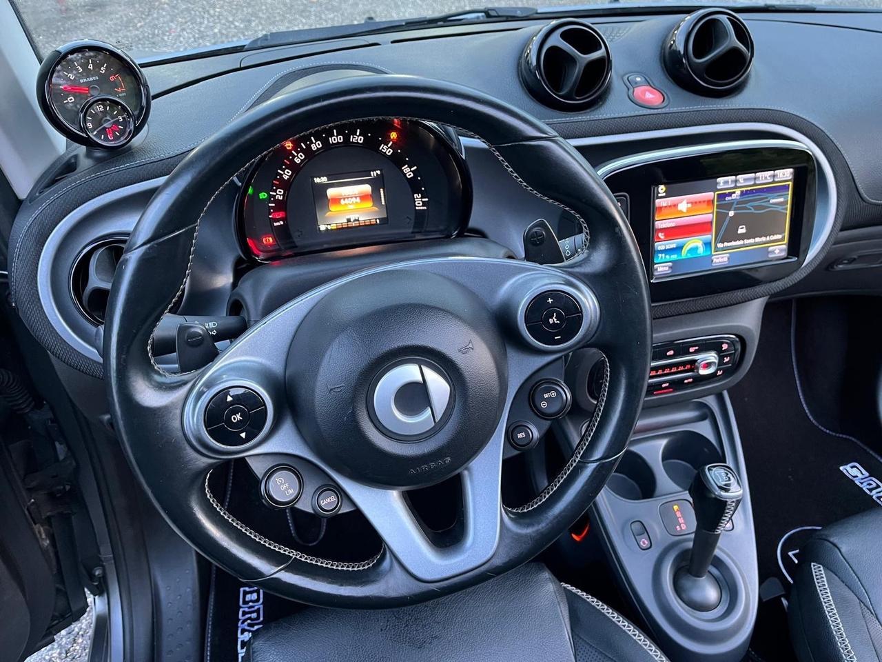 Smart fortwo brabus cabrio/xclu-km 64000-2017