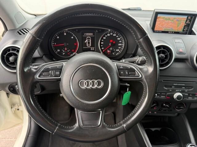 Audi A1 1.6 TDI 105 CV Ambition 2011