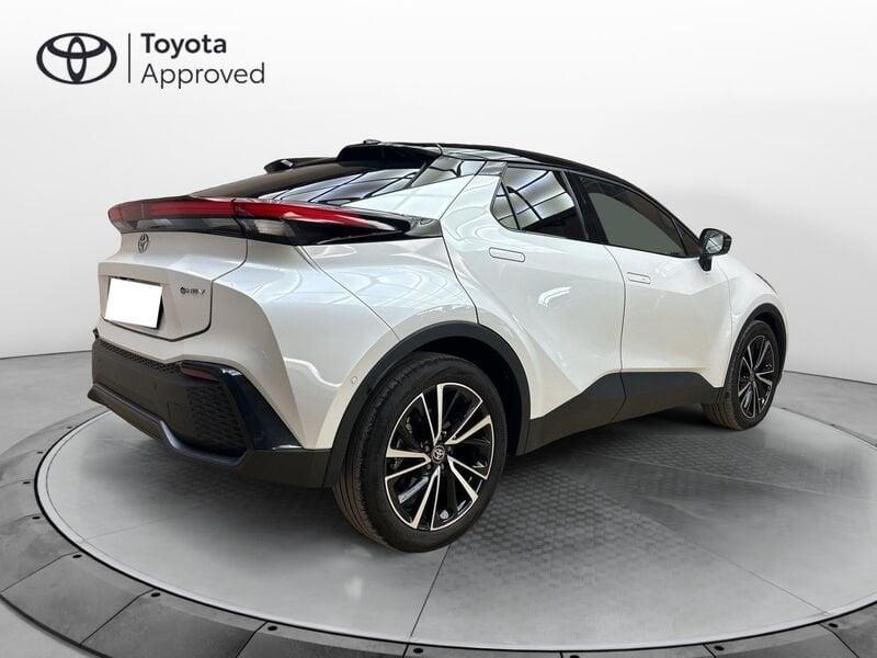 Toyota C-HR 1.8 hv Lounge fwd e-cvt