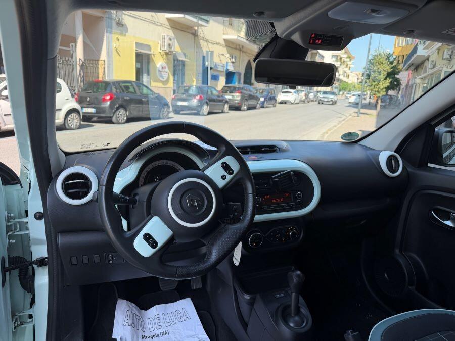 RENAULT TWINGO 900 90 AUTOM PARISIENNE CERTIFICATA