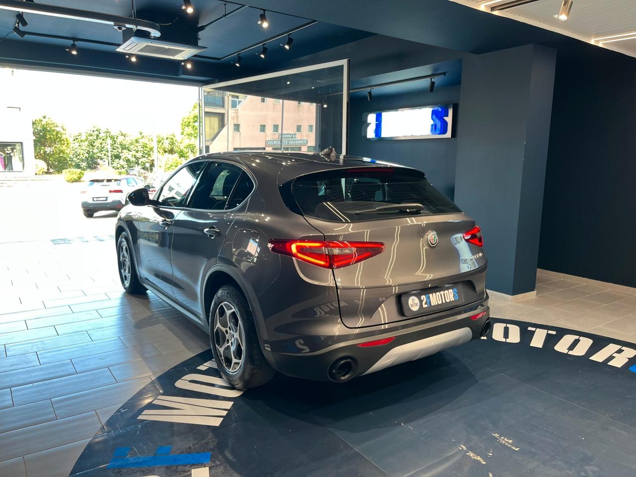 Alfa Romeo Stelvio 2.2 Turbodiesel 160 CV AT8 RWD Business