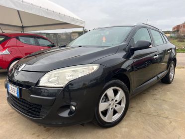 Renault Megane Mégane 1.5 dCi 110CV EDC SporTour Attractive