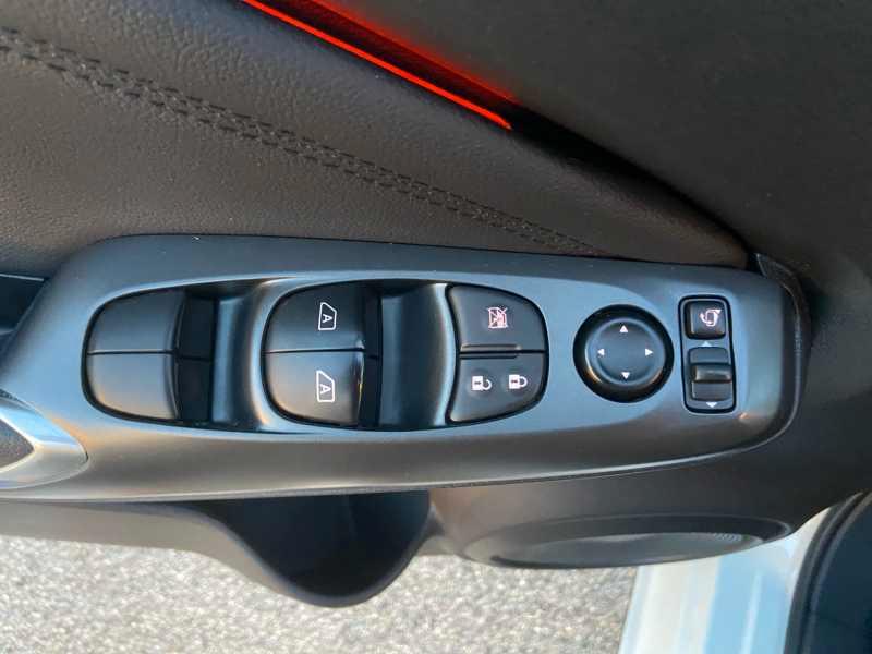 NISSAN Juke 1.0 dig-t N-Connecta 114cv