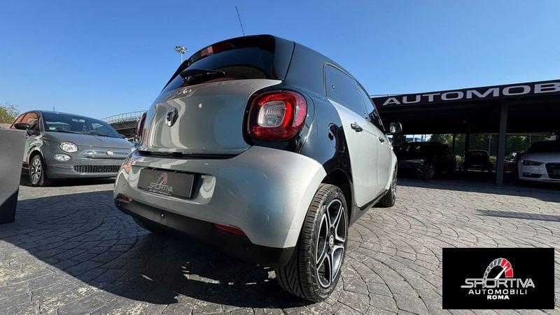 smart forfour RATA MENSILE 172,00 EURO 90 0.9 66kW TURBO passion