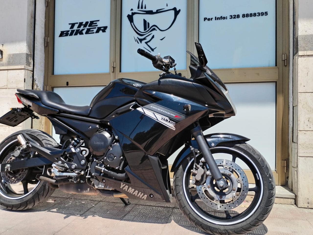 Yamaha XJ6 gt doppio allestimento