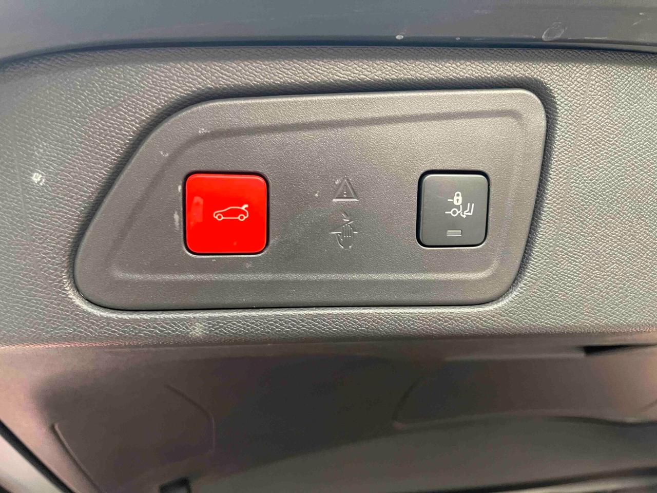 Citroen C5 Aircross Hybrid 225 e-EAT8 Shine PERMUTE Finanziamenti in sede