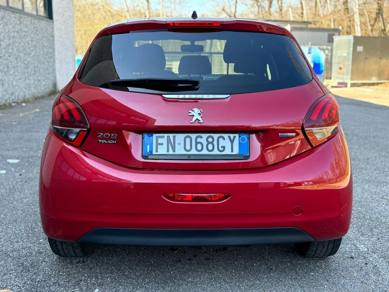 Peugeot 208 PureTech 82 5 porte Allure*NEOPATENTATI*