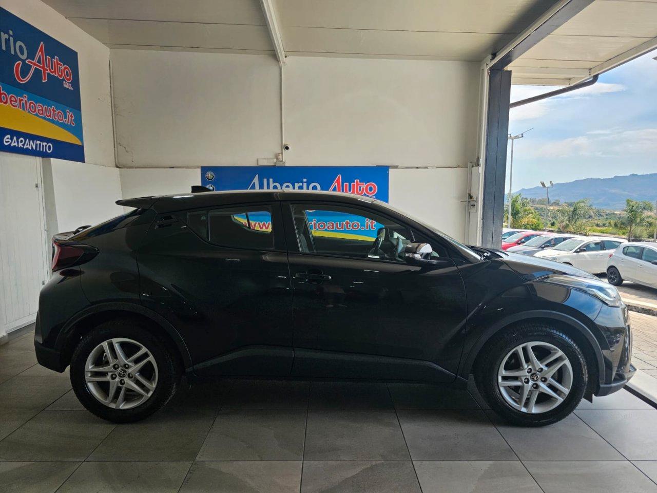 Toyota C-HR 1.8h Active e-cvt