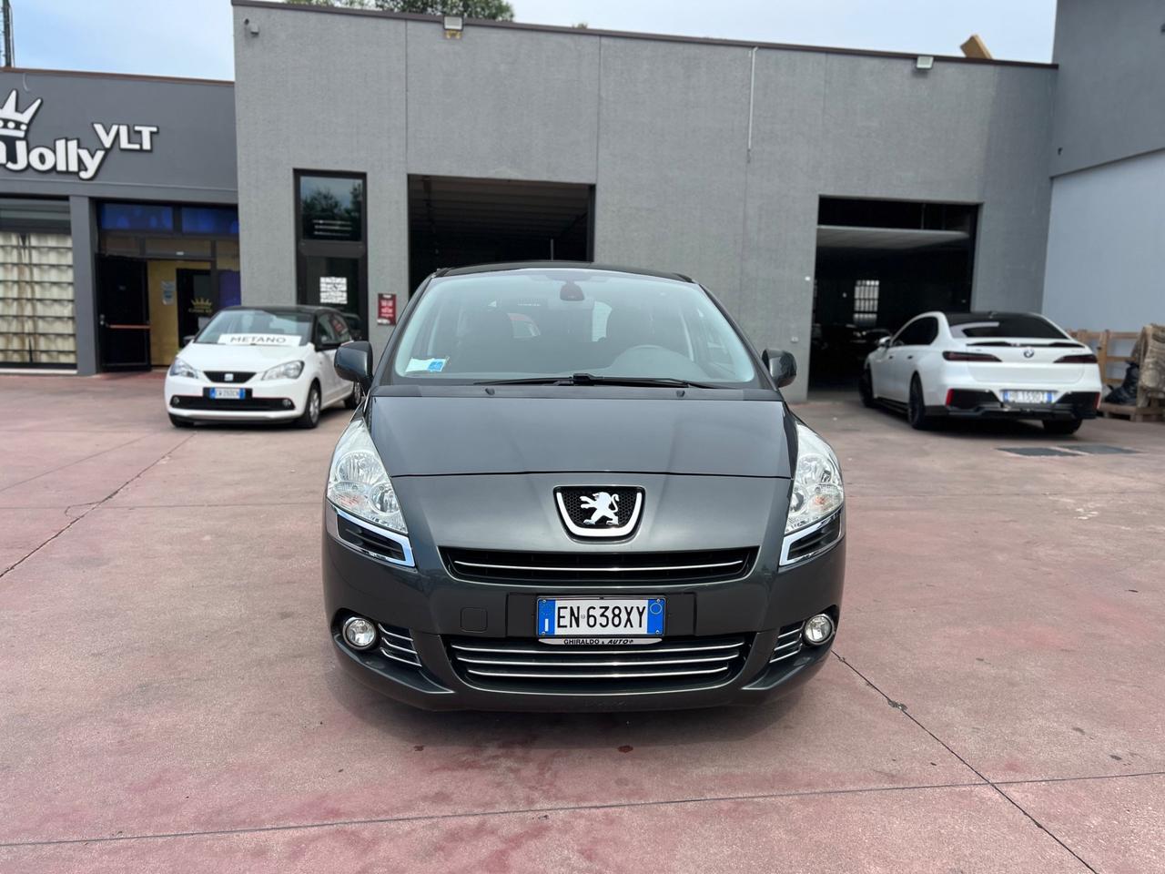 Peugeot 5008 1.6 HDi 112CV Active