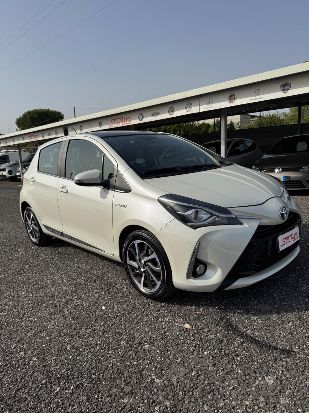 Toyota Yaris 1.5 Hybrid 5 porte Team