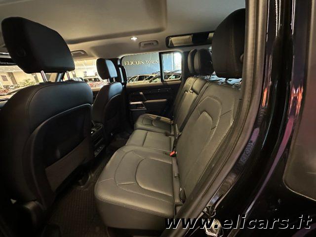LAND ROVER Defender 110 3.0D I6 200 CV AWD Auto SE Autocarro