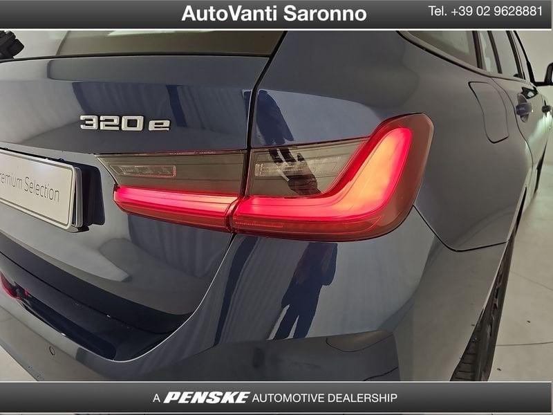 BMW Serie 3 320e Touring Business Advantage
