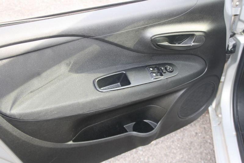 FIAT Punto Punto 1.3 MJT II S&S 95 CV 5 porte Street