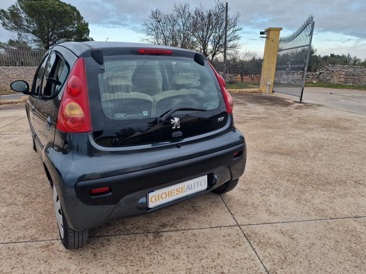 Peugeot 107 1.0 68CV 5p. Sweet Years