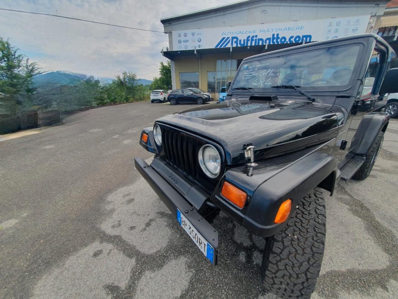 Jeep Wrangler JEEP WRANGLER 2.5 BENZ.+ GPL