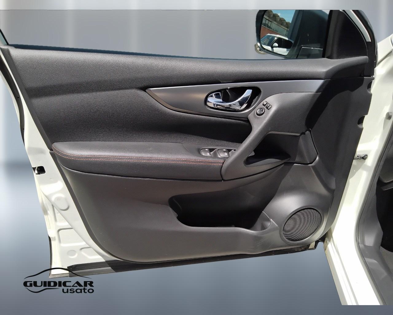 NISSAN Qashqai II 2017 - Qashqai 1.5 dci N-Motion 115cv