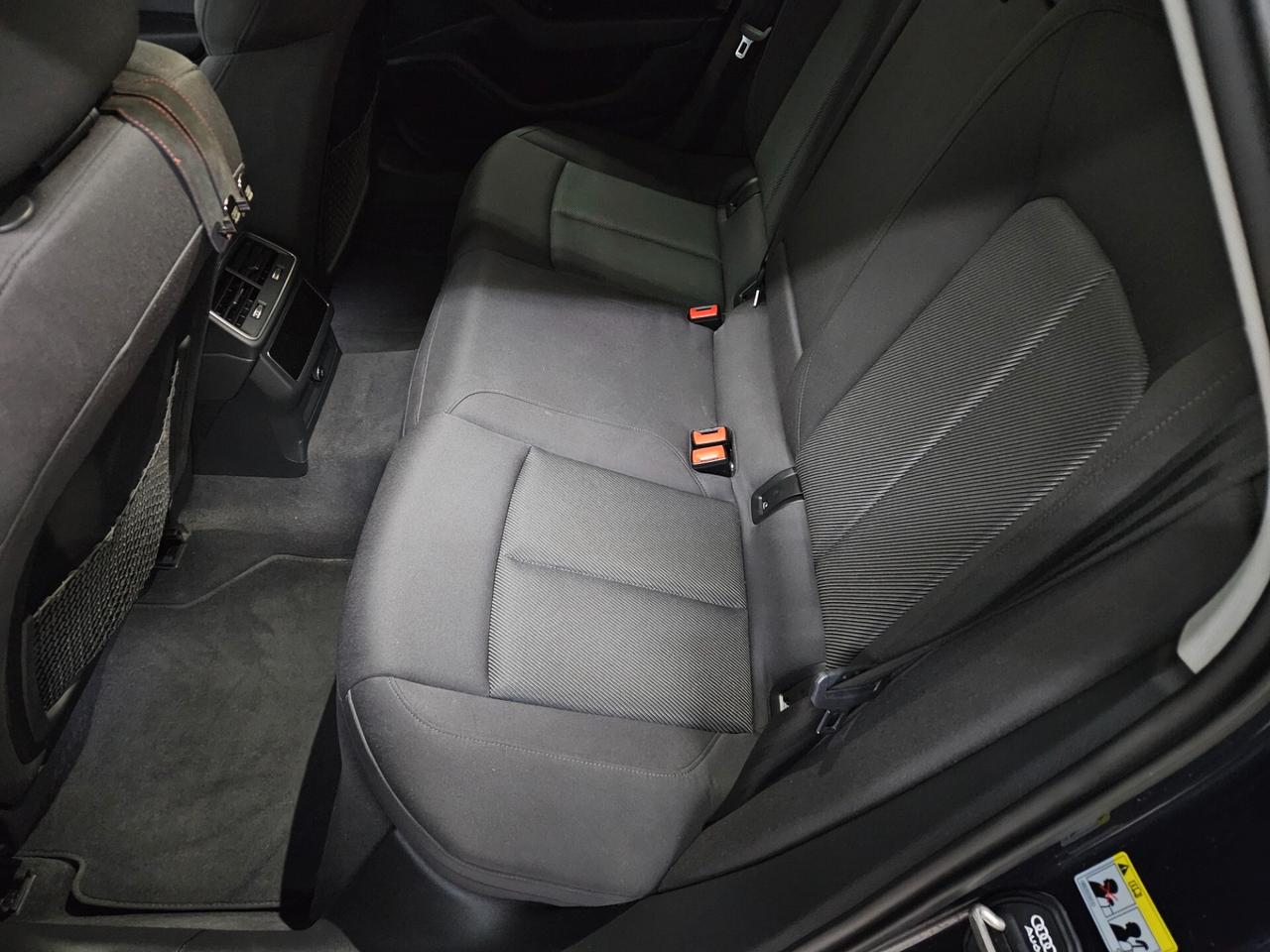 Audi A6 Avant 40 2.0 TDI S QUATTRO s- tronic Business Plus