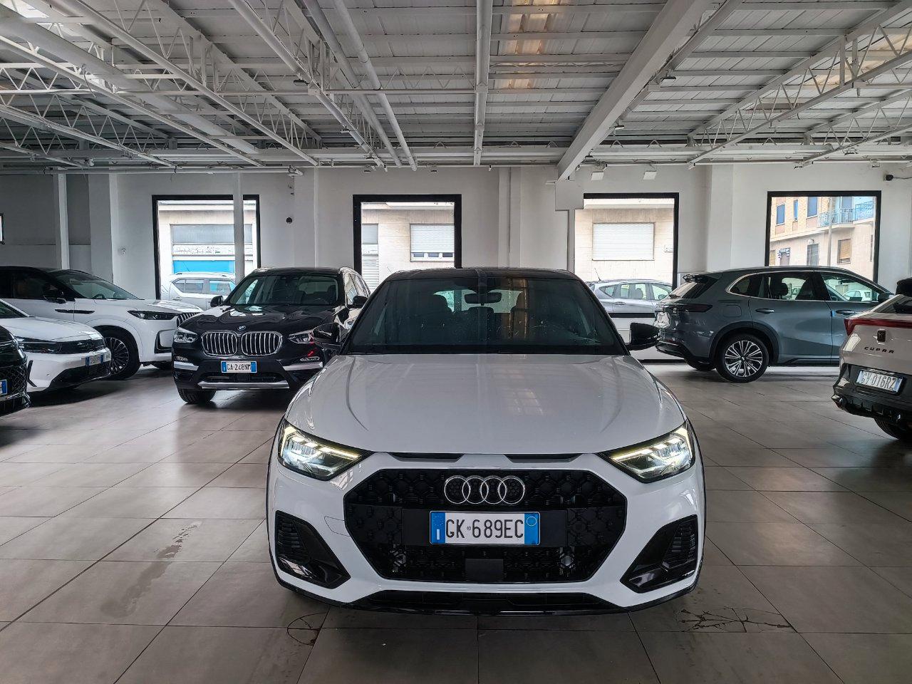 Audi A1 Allstreet 30 1.0 tfsi Identity Contrast 110cv