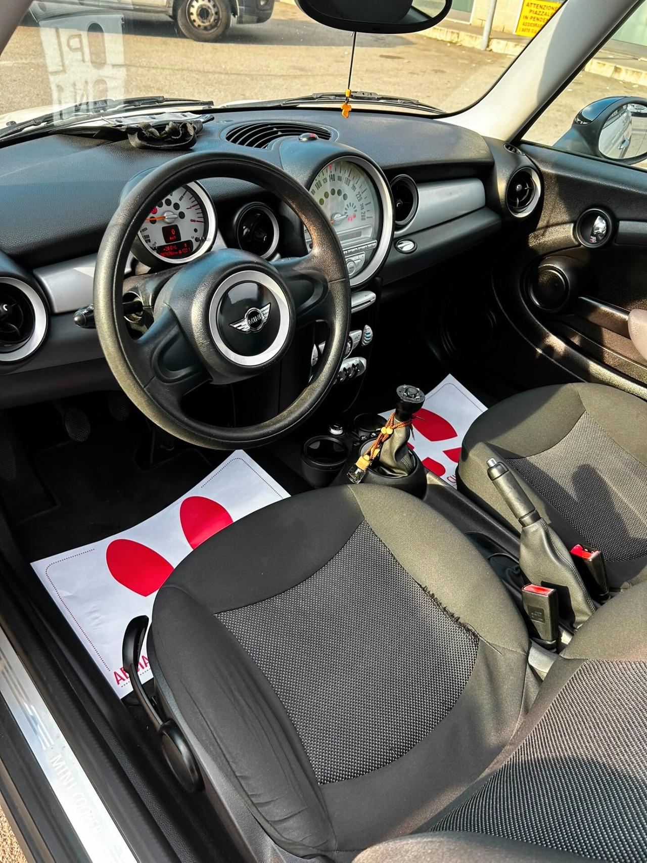 Mini 1.6 16V One (72kW)