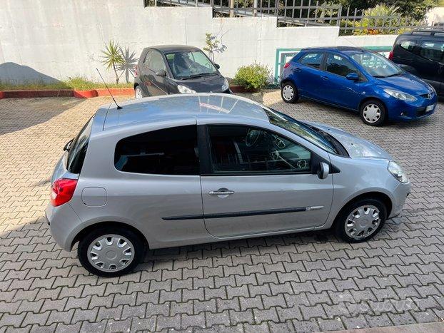 Renault Clio 1.2 benzina 75cv ok Neopatentati