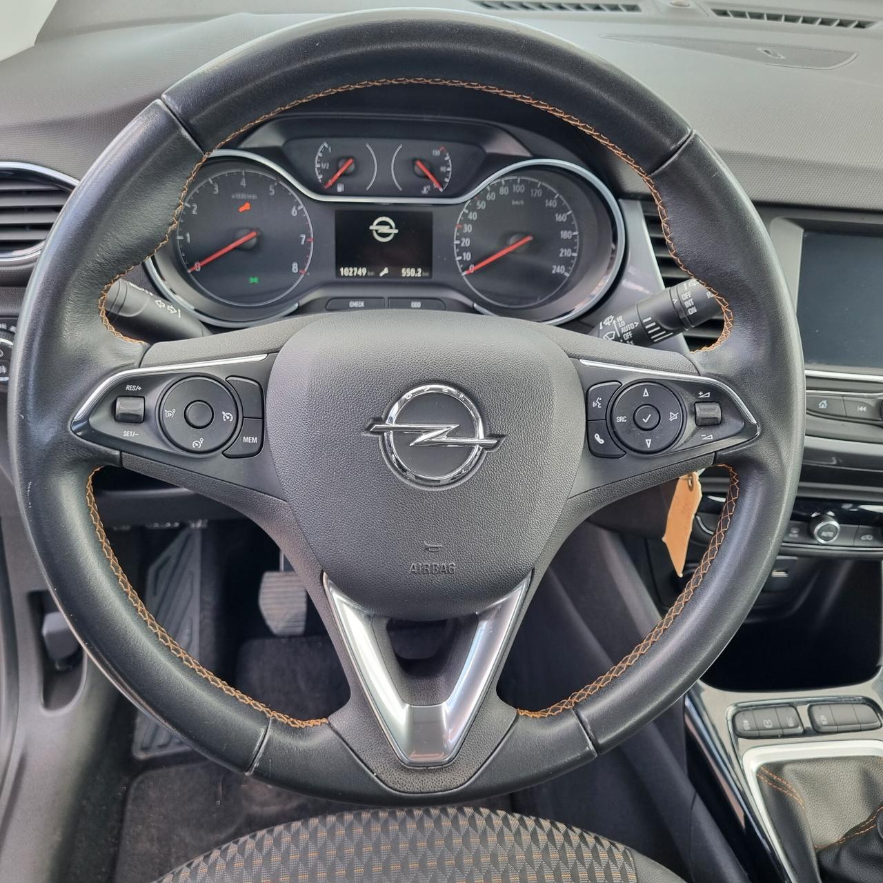 Opel Crossland X 1.5 ECOTEC D 102 CV Innovation FARILED