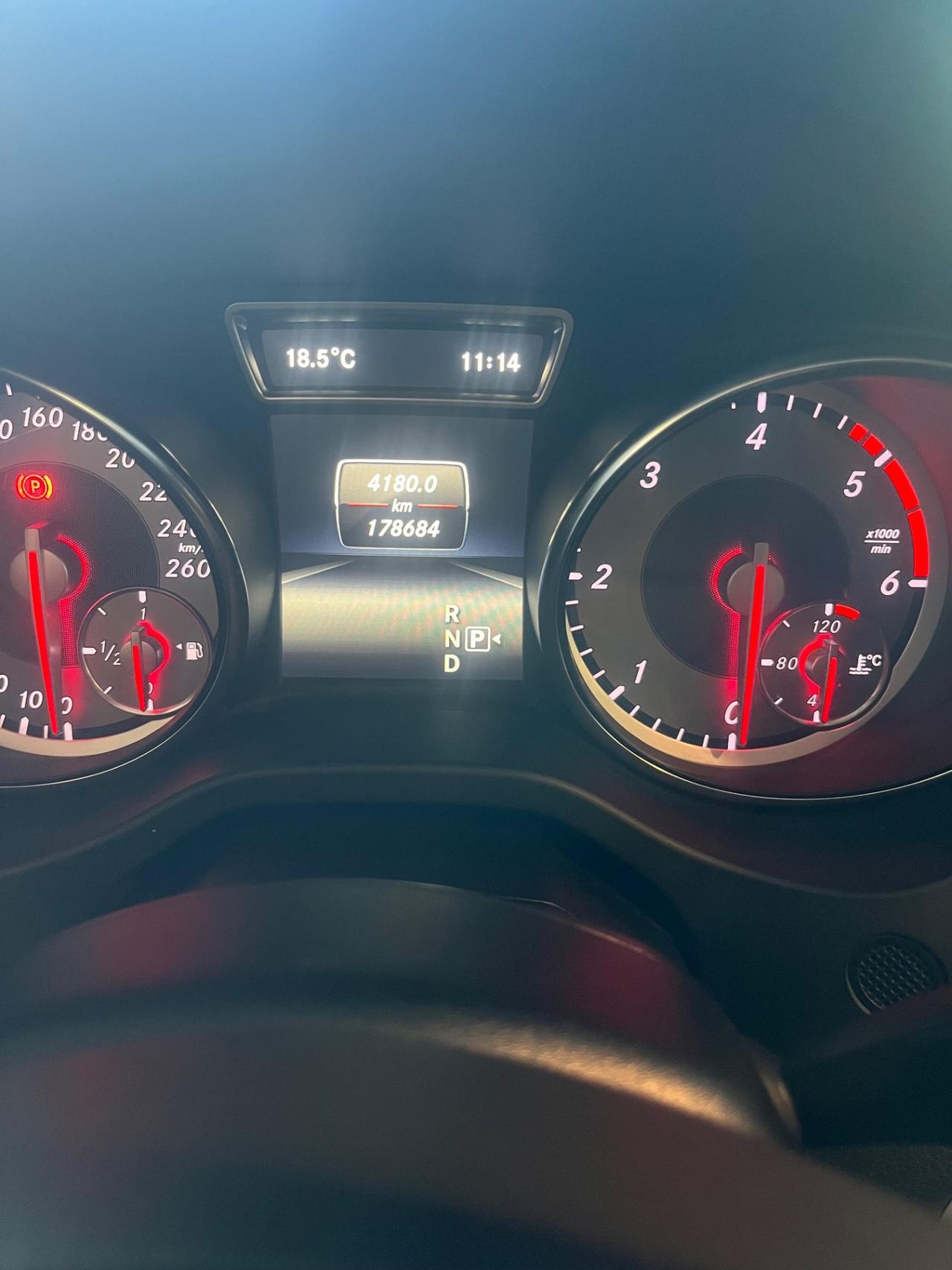 Mercedes-benz GLA 200 CDI Automatic Premium