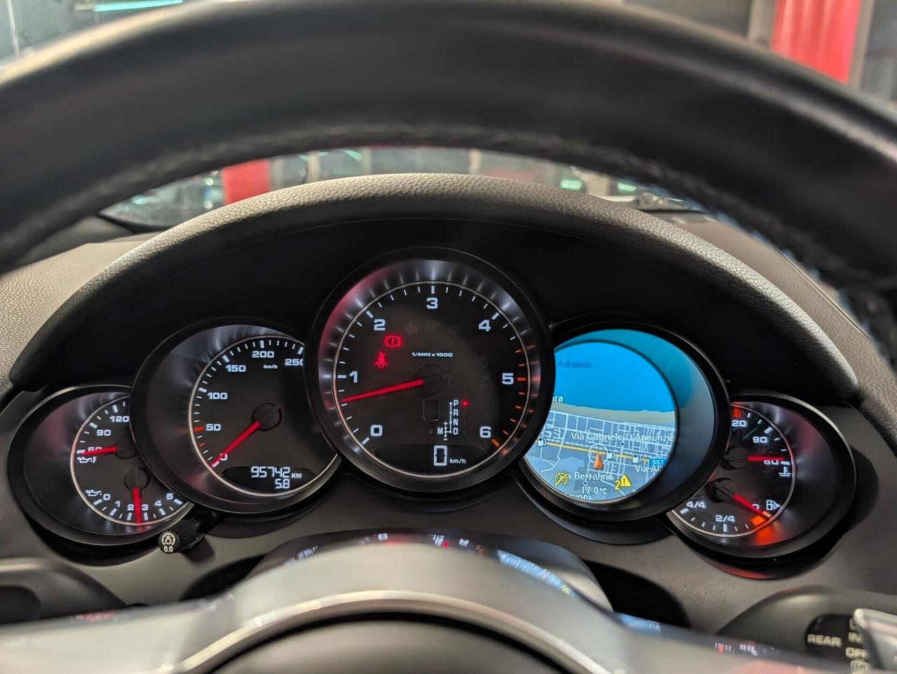 Porsche Cayenne 3.0 Diesel TETTO FINANZIABILE