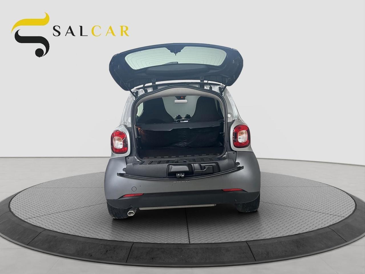 Smart ForTwo 1.0 benzina twinamic 71 cv Passion tetto 2019