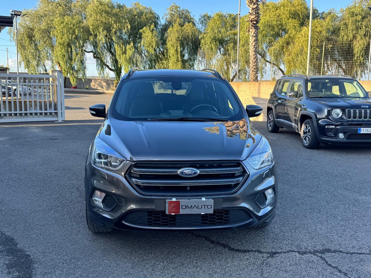 Ford Kuga 1.5 TDCI 120CV S&S 2WD Powershift ST-Line Business