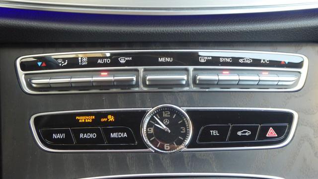MERCEDES-BENZ E 220 d Auto 4Matic Cabrio Business Sport