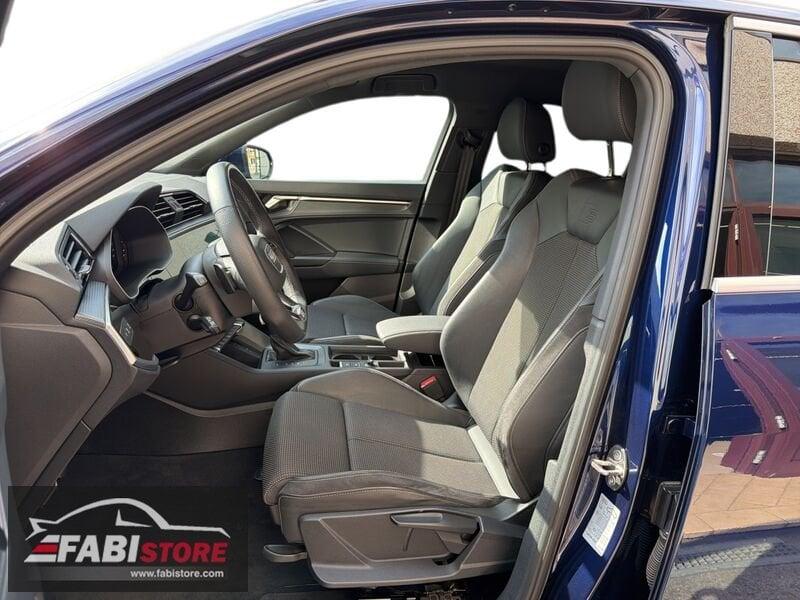 Audi Q3 Sportback 35 TDI 150 Cv S-Tronic S-Line interno ed esterno