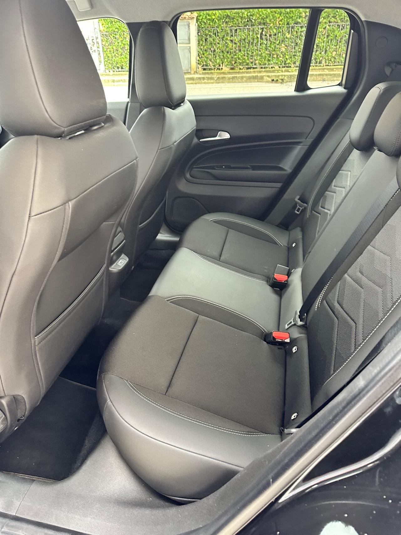 Jeep Avenger 1.2 Turbo 100 CV MHEV Summit