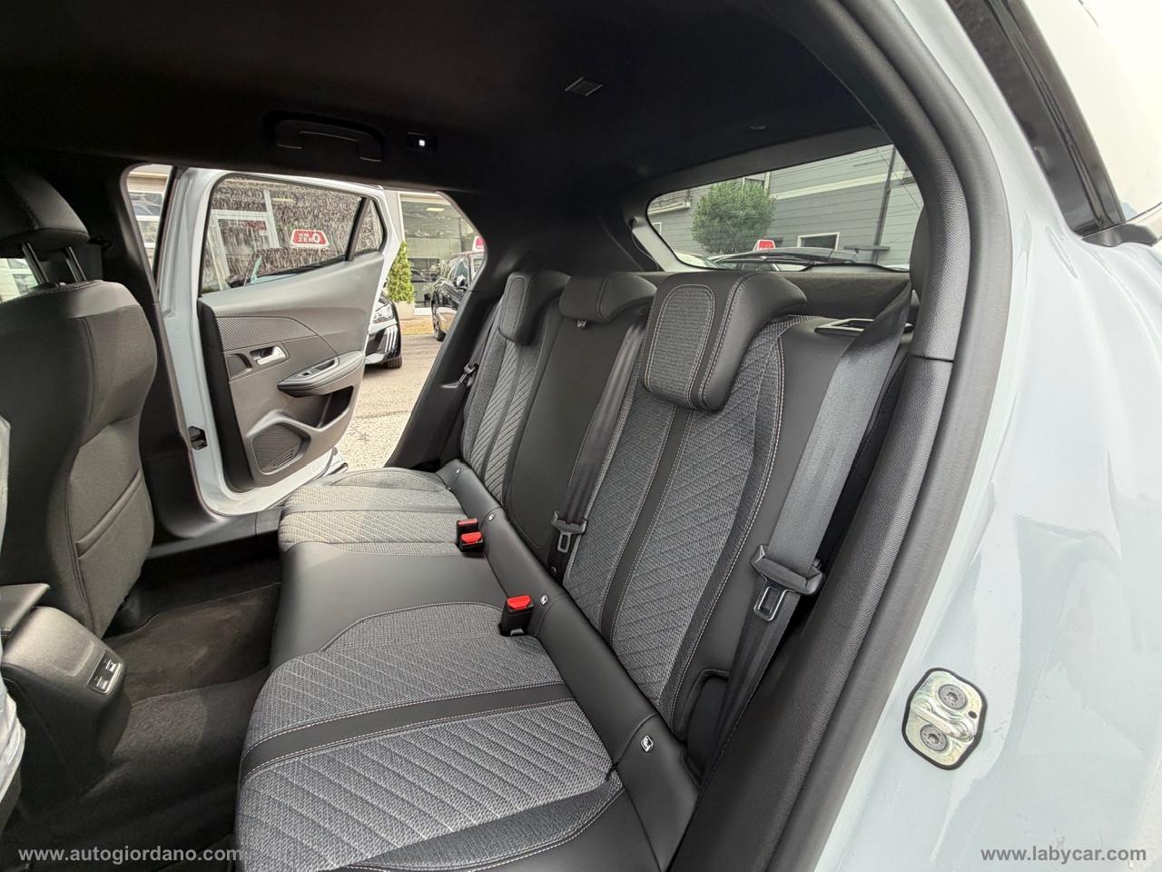 PEUGEOT 2008 PureTech 100 S&S Allure