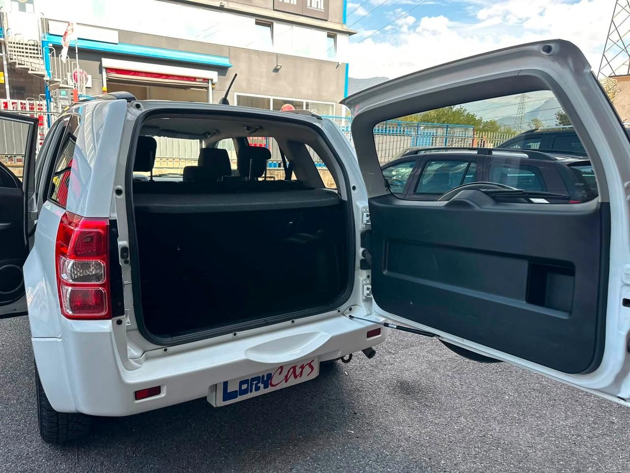Suzuki Grand Vitara 1.9 4X4 5 porte Executive Crossover
