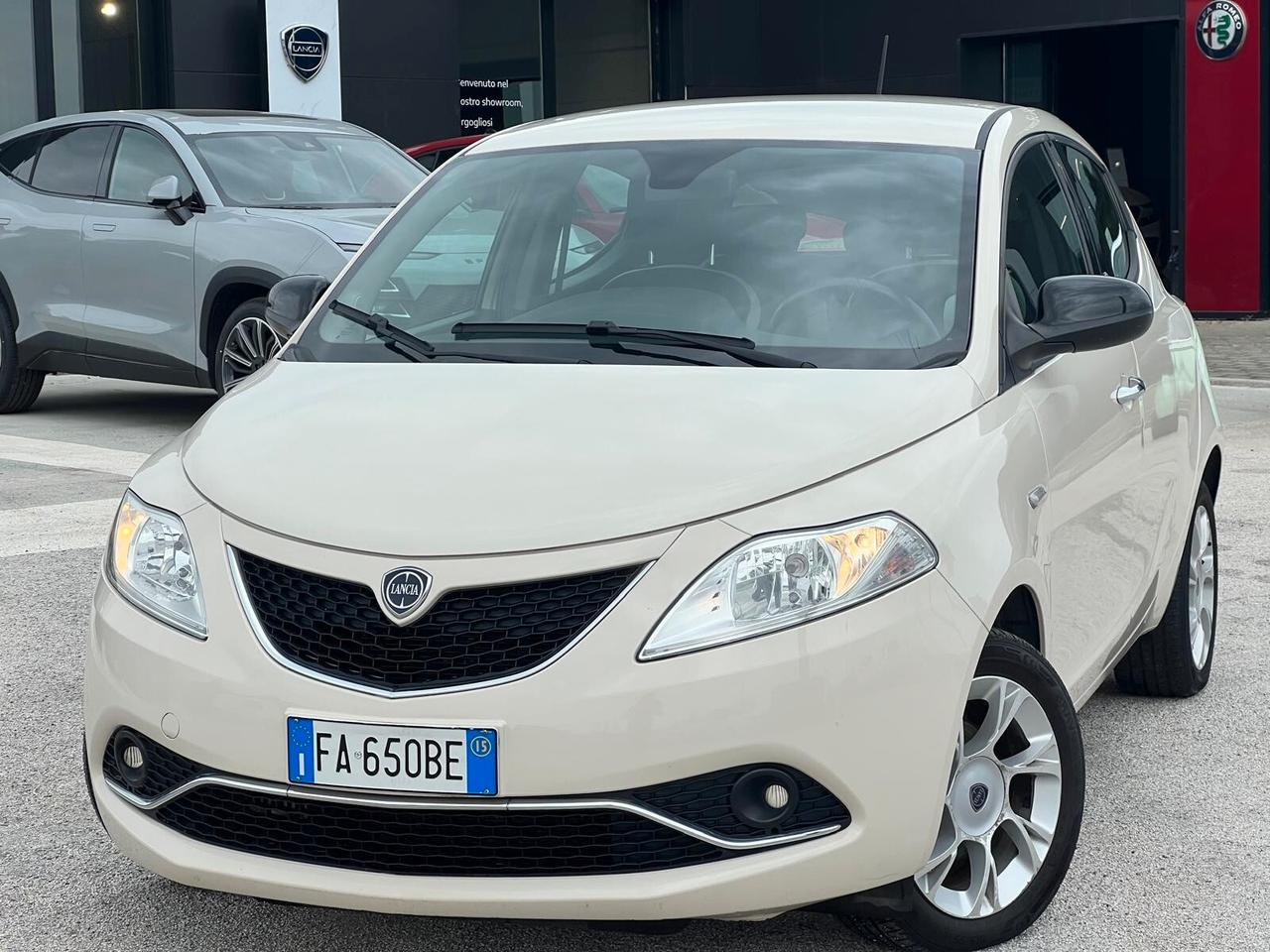 Lancia Ypsilon 1.3 MJT 16V 95 CV 5 porte S&S Opening Edition
