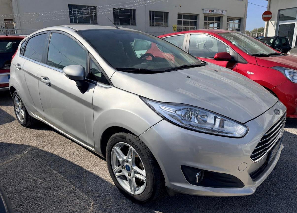 FORD FIESTA 1.5 TDCI PLUS