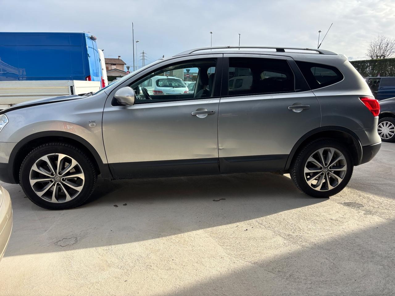 Nissan Qashqai 2.0 dCi DPF 4WD Tekna