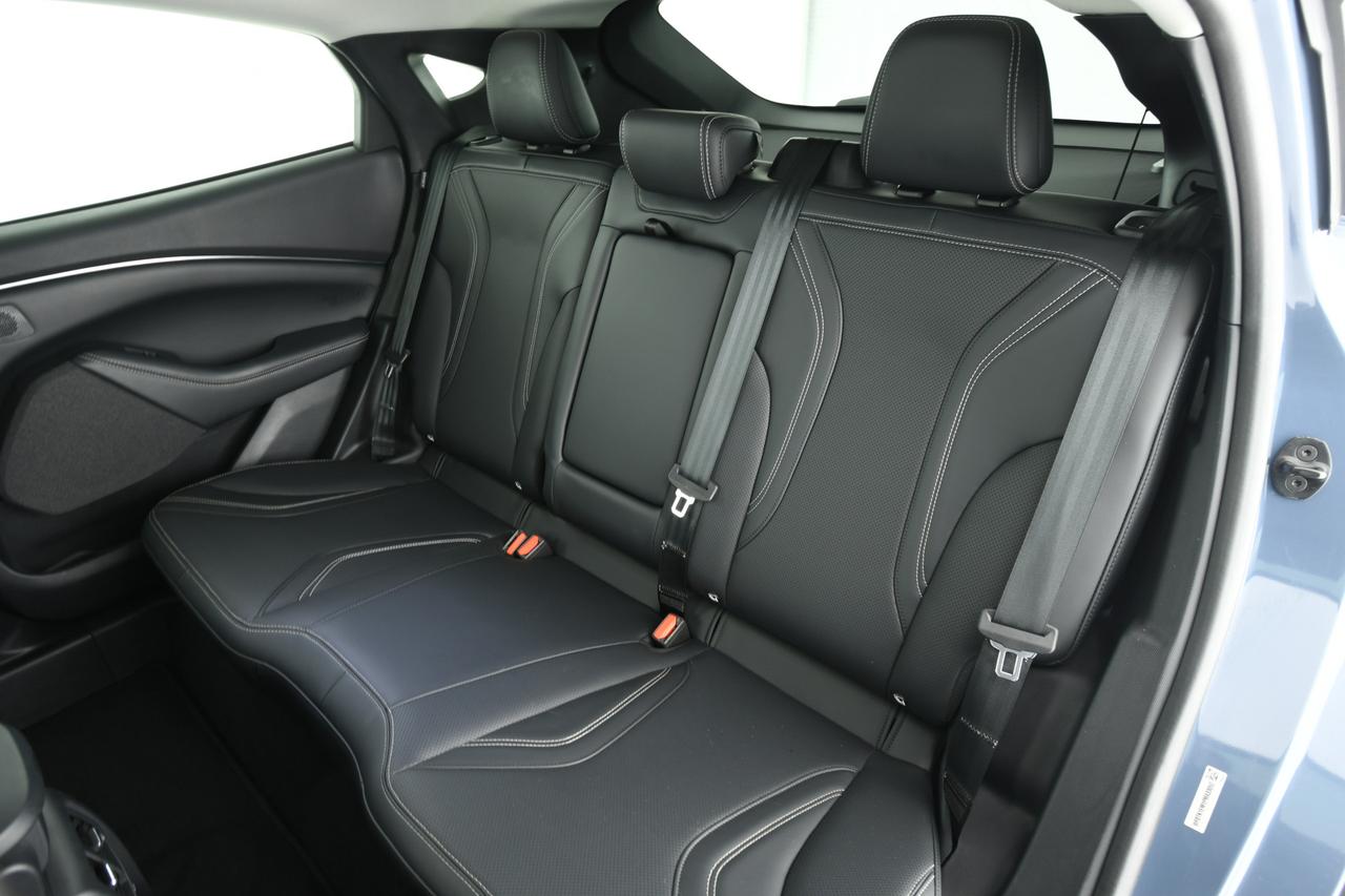 FORD Mustang Mach-e standard range rwd 269cv auto