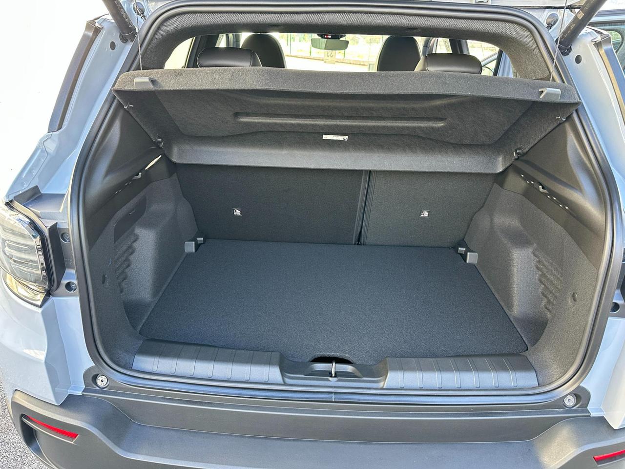 Jeep Avenger 1.2 turbo e-hybrid mhev Summit fwd 110cv edct6