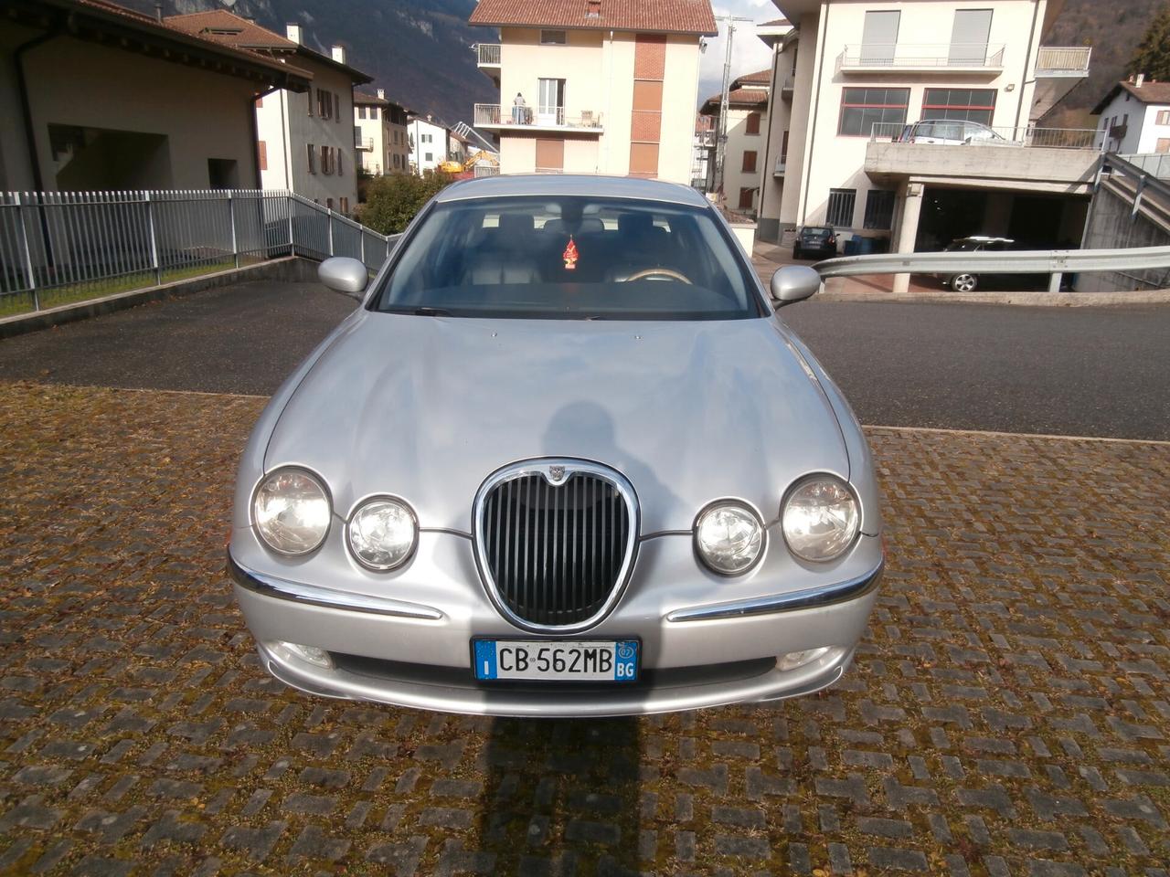 Jaguar S-Type (X202) 2.5 V6 24V cat Executive ASI cerchi 18