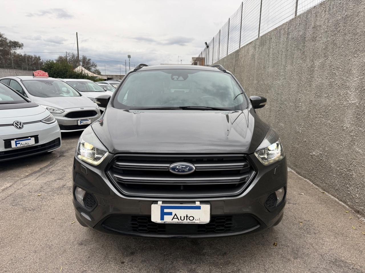 Ford Kuga 2.0 TDCI 150 CV 2WD ST-Line,TETTO APRIBILE,Pelle e Alcantara,Led+Xeno,ecc.