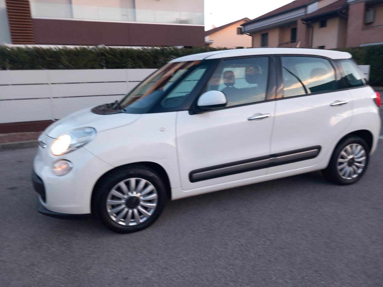 Fiat 500L 1.3 Multijet 85 CV Pop Star NEO patentati tua a € 169 mese