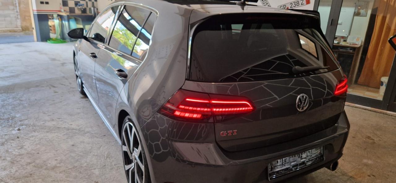 Volkswagen Golf GTI Performance 2.0 245 CV TSI DSG 5p. BMT
