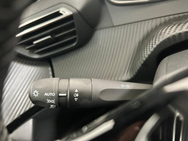 PEUGEOT 2008 PureTech 100 S&S Allure VISION PACK & DRIVE ASSIST