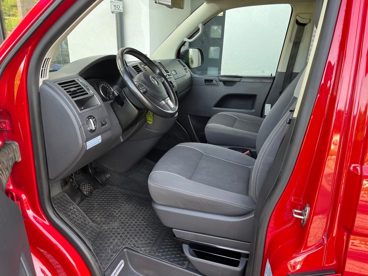 Volkswagen California T5 2.0TDI BEACH AUTOCARAVAN