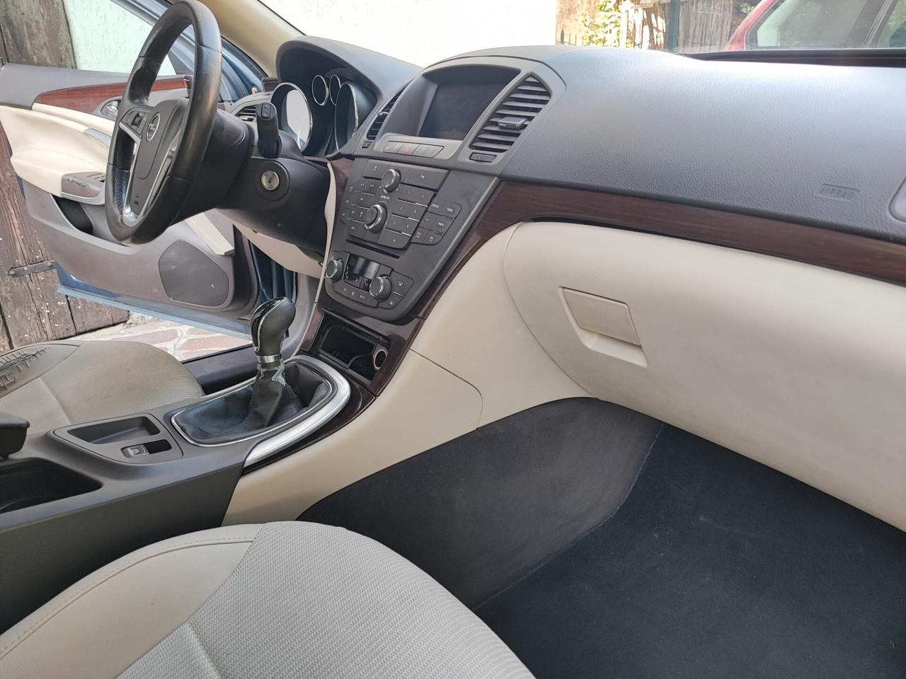 Opel Insignia 2.0 160 CV sports Tourer Cosmo